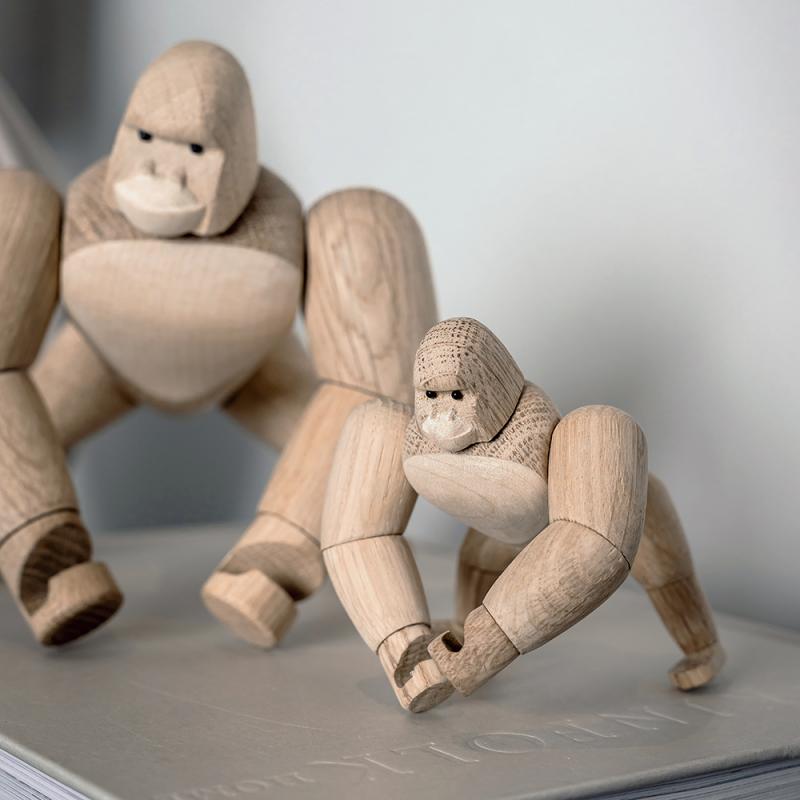 Mini Gorilla i ahorn og egetræ, 12,5 cm fra Novoform