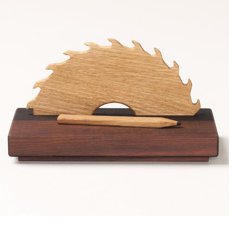 Gave til tømreren smukt i træ