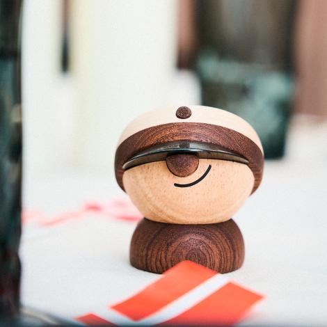 Studenten, 4,5 cm fra FableWood