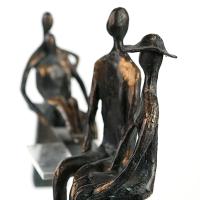 Bænk, 45 cm med 5 figur i jern og bronze look