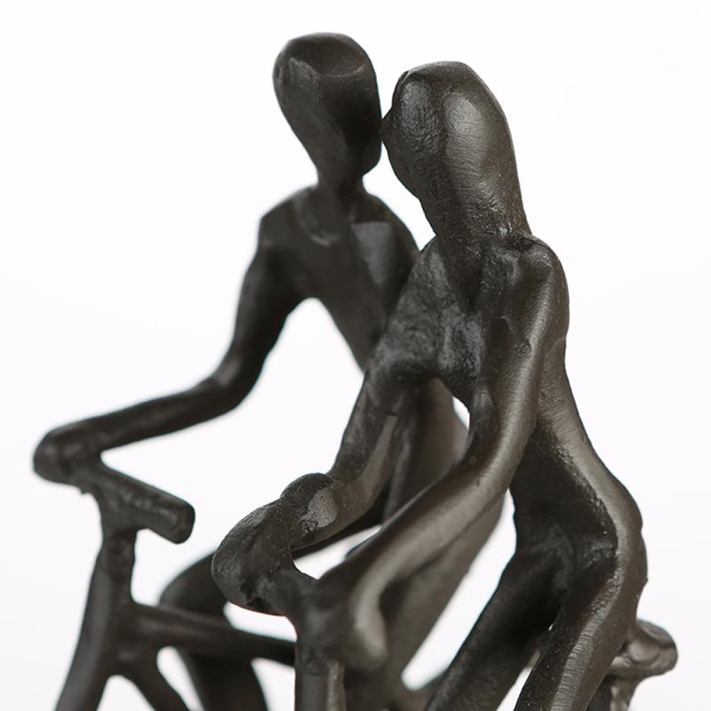 Cyklende Par, 13 cm figur i jern,
