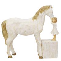 Pige med hest, Højde 23 cm